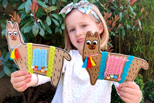 cartón de llama reciclado - Actividades manuales animales: nuestras ideas creativas para los niños - 10doigts.fr