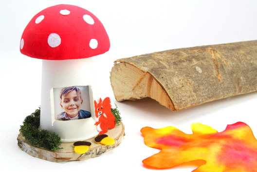 Mushroom House - 1 - Autumn Crafts - 10doigts.com - Autumn Crafts - 10doigts.fr