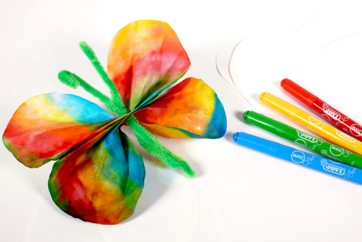 mariposa papel difusor actividad niños - Actividades manuales de collage y plegado para todas las edades - 10doigts.fr