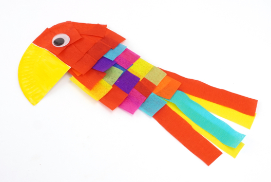 loro papel crepé DIY niños - Manualidades animales: nuestras ideas creativas para los niños - 10doigts.fr - 2