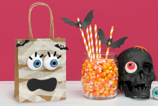 saquito de caramelos momia Halloween DIY - Actividades manuales Halloween - 10doigts.fr