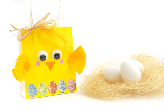 saco pollito huevos Pascua DIY niños - Actividades manuales DIY Pascua - 10doigts.fr - 2
