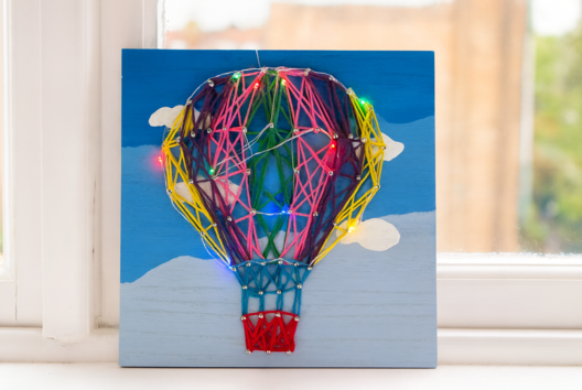 string art globos de aire - Actividades manuales en torno al string art - 10doigts.fr