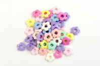 perles enfant fleurs fantaisie - Abalorios Acrílicos - 10doigts.fr