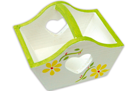 Wooden Heart Cut-Out Basket - 3 - Wooden Baskets - 10doigts.com - Wooden Baskets – 10doigts.fr