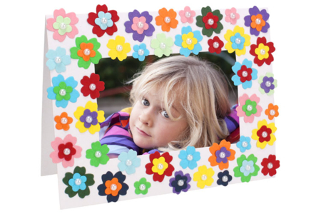 marco decorado con flores de papel y cabochons nacarados - Cabochones – 10doigts.fr