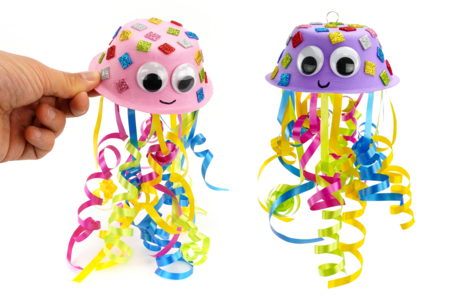 Colorful Jellyfish - 3 - Ocean Crafts: Dive into a Creative and Sensory World - 10doigts.com - Ocean Crafts: Dive into a Creative and Sensory World – 10doigts.fr