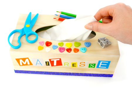 Caja de pañuelos Gracias Maestra - Manualidades y regalos para maestras, maestros,  niñeras... – 10doigts.fr