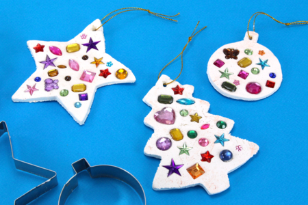 boules de noël sapin pâte à modeler - Christmas Crafts – 10doigts.fr