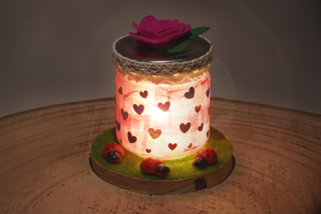Flower and Ladybug Lantern - 2 - Mother's Day Crafts - 10doigts.com - Mother's Day Crafts – 10doigts.fr