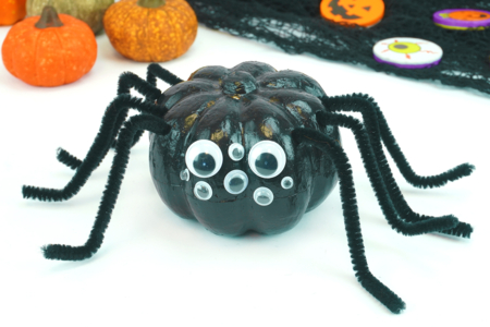 Spider with a Styrofoam Pumpkin - 9 - Halloween Crafts - 10doigts.com - Halloween Crafts – 10doigts.fr