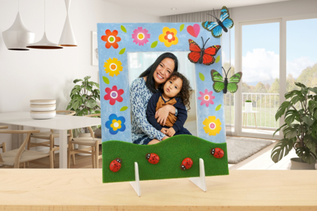 Flower and Butterfly Frame - 1 - Mother's Day Crafts - 10doigts.com - Mother's Day Crafts – 10doigts.fr