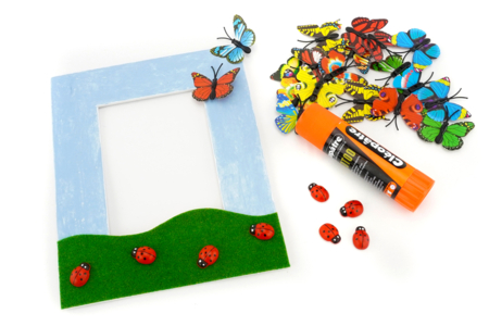 Flower and Butterfly Frame - 2 - Mother's Day Crafts - 10doigts.com - Mother's Day Crafts – 10doigts.fr