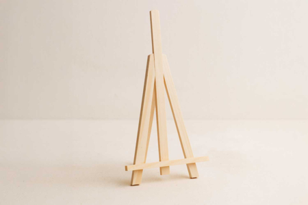 Caballete de madera (23.5 x 15.5 cm) - Caballetes para niños y soportes de exposición – 10doigts.fr