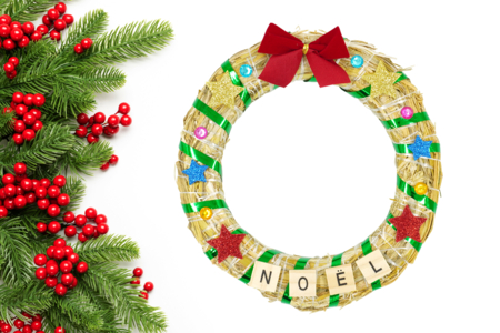 Christmas Wreath with Straw and Rhinestones - 2 - Christmas Craft Activities - 10doigts.com - Christmas Craft Activities – 10doigts.fr