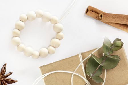 decoración navideña en perlas - Suspensiones y decoración mural – 10doigts.fr