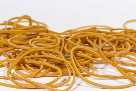 Hilos elásticos Ø 6 cm, ancho: 1,8 mm - 150 piezas - Organizar y clasificar – 10doigts.fr