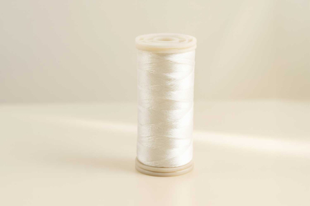 Extra Strong White Thread - 100 m - 1 - Sewing Accessories - 10doigts.com - Sewing Accessories – 10doigts.fr