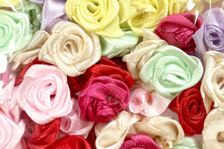 Satin Roses - 50 Pieces - 3 - Flower and Heart Embellishments - 10doigts.com - Flower and Heart Embellishments – 10doigts.fr