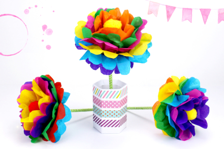 Brightly Colored Pom Poms in Assorted Sizes - Craft Pom Poms – 10doigts.fr