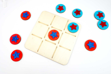 The Duel: Customizable Tic-Tac-Toe Game - 2 - Handicrafts Around Games to Enjoy Homemade Games - 10doigts.com - Handicrafts Around Games to Enjoy Homemade Games – 10doigts.fr