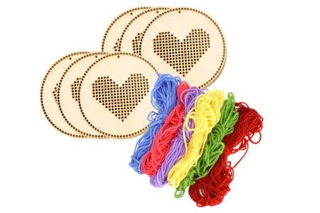 Kit corazones a bordar - material - Kits Mercería – 10doigts.fr
