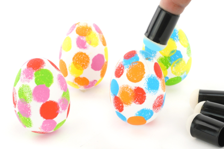 huevos de Pascua infantiles multicolores - Actividades manuales DIY Pascua – 10doigts.fr