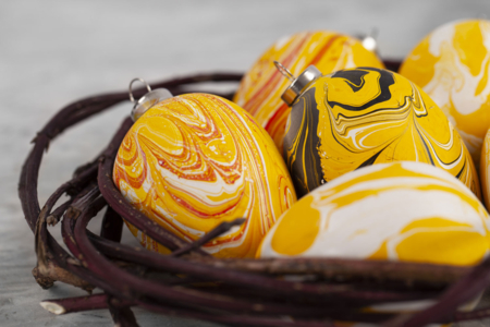 Marbled Eggs - 2 - Craft Activities Painting: Creations for All Ages and All Desires - 10doigts.com - Craft Activities Painting: Creations for All Ages and All Desires – 10doigts.fr