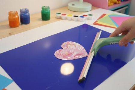 Pintura mármol san valentín - Actividades manuales San Valentín – 10doigts.fr