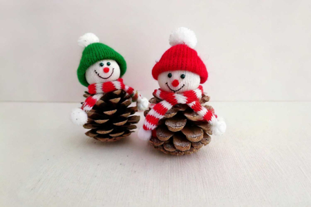 personajes de navidad con gorro bufandas - Pequeñas decoraciones de Navidad – 10doigts.fr