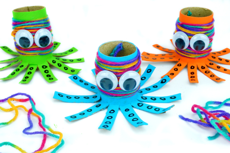 Octopus with a cardboard tube - 2 - Ocean Crafts: Dive into a Creative and Sensory World - 10doigts.com - Ocean Crafts: Dive into a Creative and Sensory World – 10doigts.fr