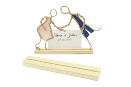 Wooden Base with a Slot - 3 - Display Stands - 10doigts.com - Display Stands – 10doigts.fr