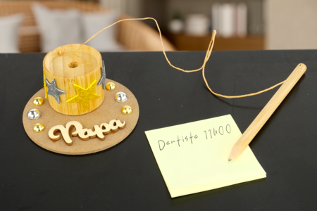 Bolígrafo de bambú + base - Objetos de madera para la oficina – 10doigts.fr