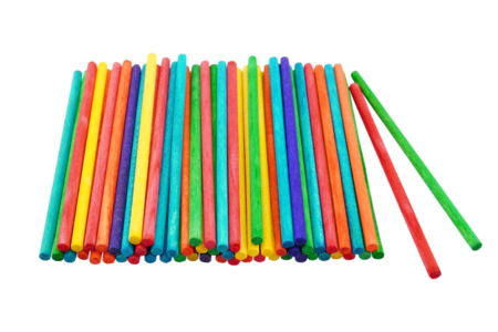 Palitos de madera de colores surtidos - 60 piezas - Bastones y varitas de madera – 10doigts.fr