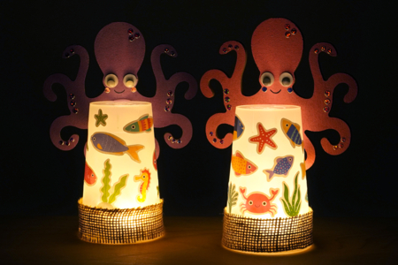 Ocean Night Light - 2 - Ocean Crafts: Dive into a Creative and Sensory World - 10doigts.com - Ocean Crafts: Dive into a Creative and Sensory World – 10doigts.fr