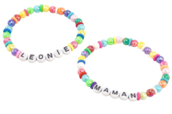 bracelet enfant prénom - Perles Plastique - 10doigts.fr - 2