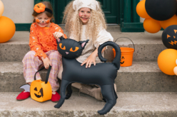 decoración de halloween con gato negro - Globos de Halloween - 10doigts.fr