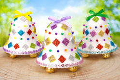 Cloches de Pâques pailletées - Grelots et clochettes - 10doigts.fr - 2