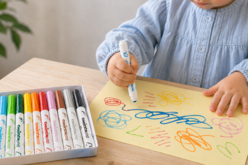 rotuladores bebé Carioca - Feutres 1er âge : l'éveil créatif et le graphisme des tout petits - 10doigts.fr - 2