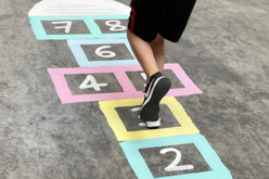 peinture craie de trottoirs enfants - Craies, tableaux, ardoises - 10doigts.fr - 2