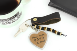 Llavero corazón para la fiesta de los padres - Herramientas de mercería - 10doigts.fr