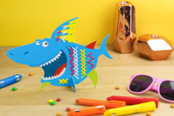 Shark Weaving Card - 2 - Sewing Kits - 10doigts.com - Sewing Kits - 10doigts.fr