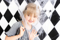 toile araignée halloween décoration - Accessoires créatifs Halloween - 10doigts.fr - 2