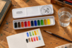 A metal watercolour box designed for school or study use. - Watercolor Colors – 10doigts.fr