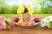huevo de Pascua flores - Actividades manuales DIY Pascua – 10doigts.fr