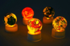 Planet Night Lights with Ping-Pong Balls - 1 - Kids Crafts Activities - 10doigts.com - Handicrafts Activities – 10doigts.fr