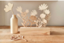 Base de madera y 15 flores de madera para decorar - Objetos de madera para el hogar 59735 - 10doigts.fr
