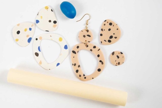 Ganchos de orejas oro pasta fimo - Boucles d'oreilles - 10doigts.fr