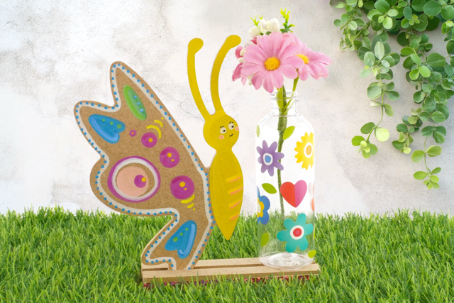 Wooden Butterfly to Decorate - 2 - Wooden Animals - 10doigts.com - Animaux en bois à décorer - 10doigts.fr