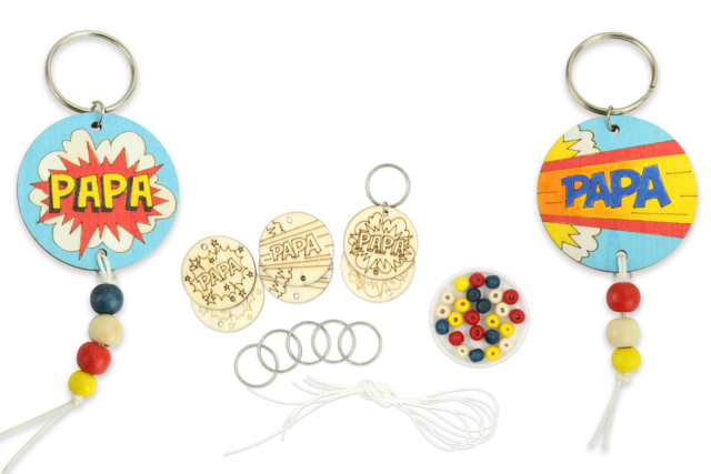 Set de 6 llaveros papa Pop en madera grabada - Kits créatifs Fête des Pères : des coffrets tout-en-un pour papa - 10doigts.fr